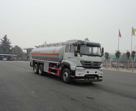 重汽前四后八油罐車圖片 重汽前四后八油罐車圖片