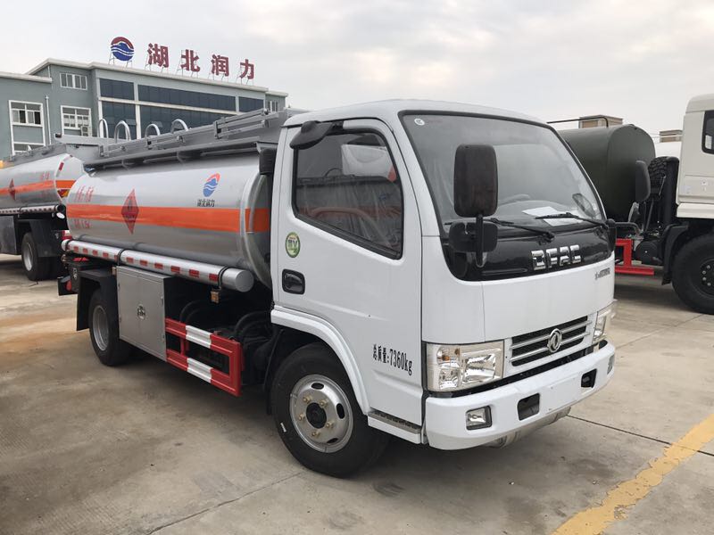 5噸運油車圖片 5噸運油車圖片