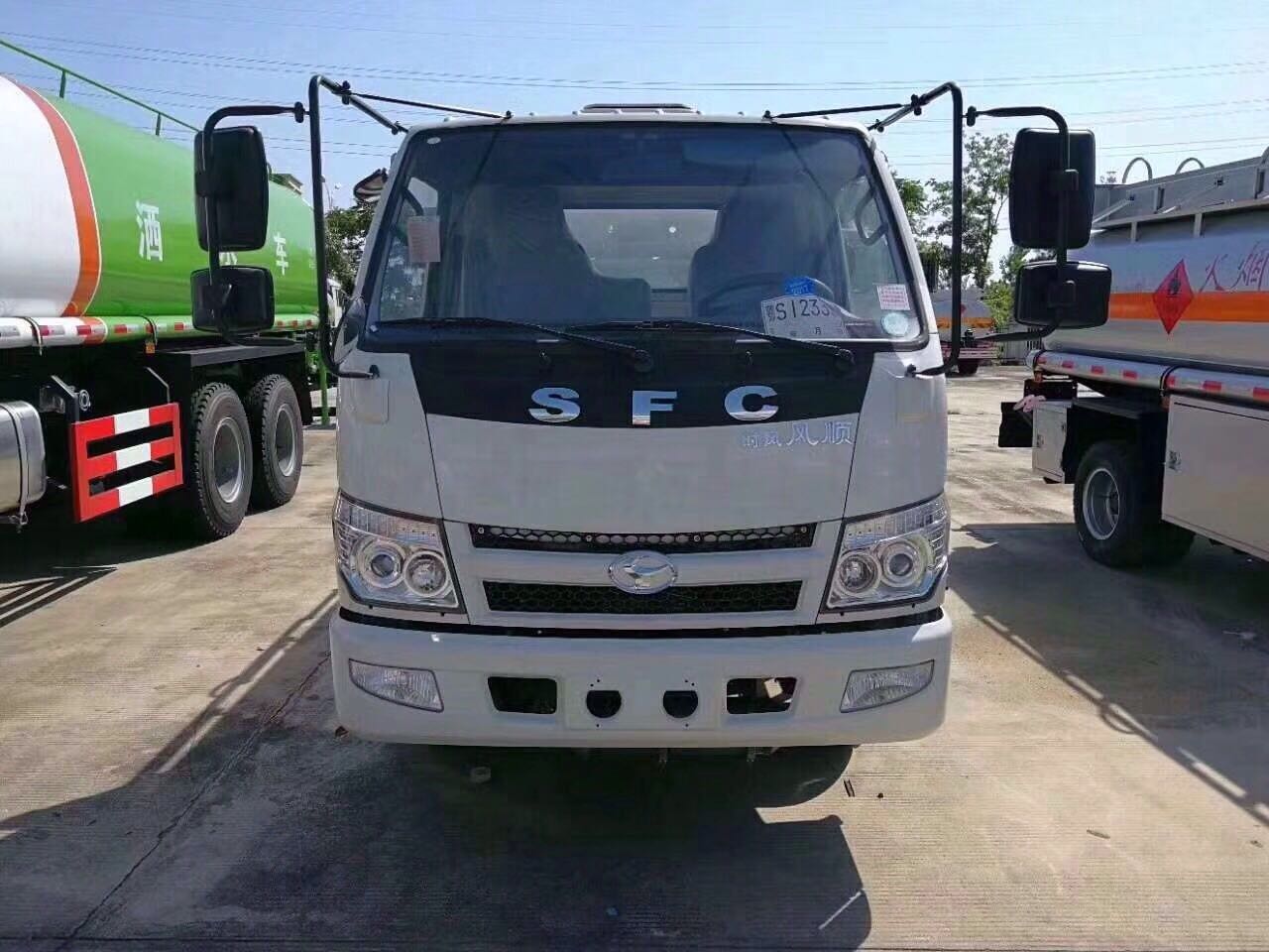 時風風順加油車圖片 時風風順加油車圖片