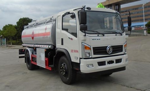 東風(fēng)御虎10噸加油車圖片 東風(fēng)御虎10噸加油車圖片