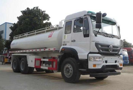 重汽斯太爾后八輪油井液處理車圖片 重汽斯太爾后八輪油井液處理車圖片
