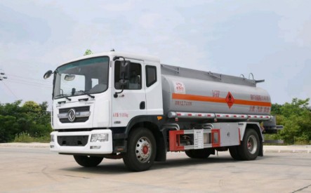 國六12噸東風多利卡D9油罐車多方位圖片 國六12噸東風多利卡D9油罐車多方位圖片