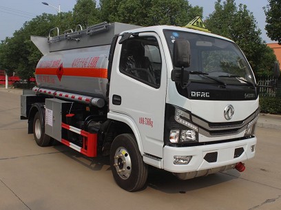 國六5噸甲醇乙醇罐式運(yùn)輸車圖片 國六5噸甲醇乙醇罐式運(yùn)輸車圖片