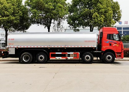 國六解放捍威前四后六普通液體運輸車圖片 國六解放捍威前四后六普通液體運輸車圖片