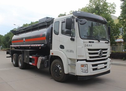 國(guó)六東風(fēng)錦程后八輪化工車圖片 國(guó)六東風(fēng)錦程后八輪化工車圖片