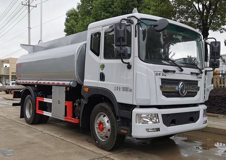 國六東風多利卡D9普通液體運輸車圖片 國六東風多利卡D9普通液體運輸車圖片