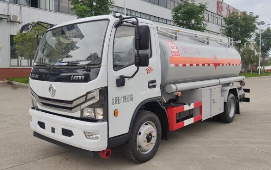 國六東風多利卡8噸加油車/運油車圖片 國六東風多利卡8噸加油車/運油車圖片