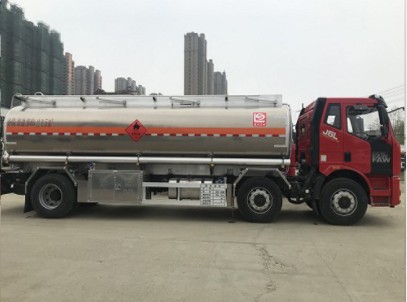 力神牌解放J6前四后四鋁合金油罐車廠家價格 力神牌解放J6前四后四鋁合金油罐車廠家價格