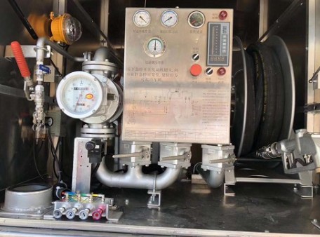 飛機加油車細(xì)節(jié)圖片 飛機加油車細(xì)節(jié)圖片