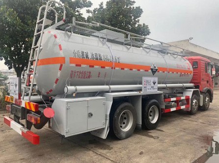 重汽豪沃SLS5322GFWZ5型腐蝕性物品罐式運輸車 重汽豪沃SLS5322GFWZ5型腐蝕性物品罐式運輸車