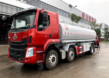 力神牌國五東風柳汽乘龍前四后四供液車 力神牌國五東風柳汽乘龍前四后四供液車