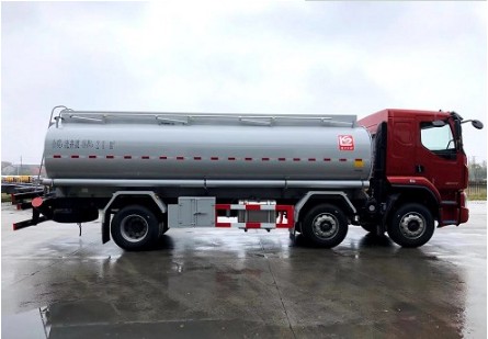 力神牌國五東風柳汽乘龍前四后四供液車 力神牌國五東風柳汽乘龍前四后四供液車