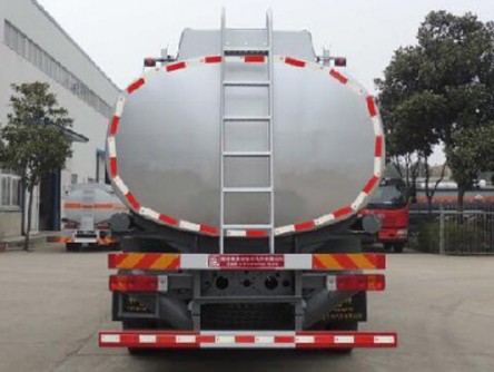 解放前四后六供液車圖片 解放前四后六供液車圖片