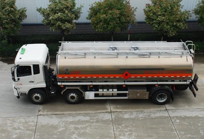 國六東風天錦25方油罐車 國六東風天錦25方油罐車