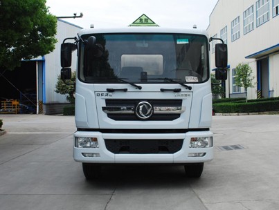 國(guó)六14.2方東風(fēng)多利卡D9鋁合金加油車 國(guó)六14.2方東風(fēng)多利卡D9鋁合金加油車