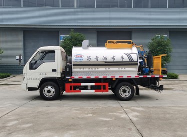 3.7立方福田藍牌普通型瀝青灑布車 3.7立方福田藍牌普通型瀝青灑布車