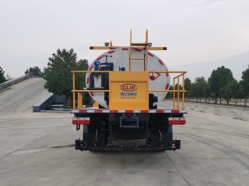 7立方普通型瀝青灑布車 7立方普通型瀝青灑布車