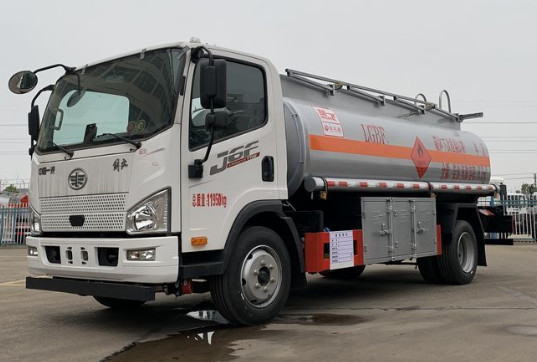 國六解放(J6F)7噸油罐車|加油車 國六解放(J6F)7噸油罐車|加油車