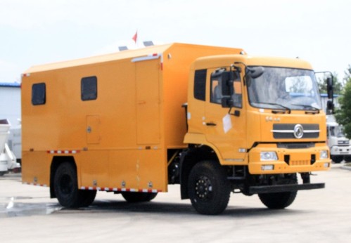 東風(fēng)四驅(qū)越野飲食保障車 東風(fēng)四驅(qū)越野飲食保障車