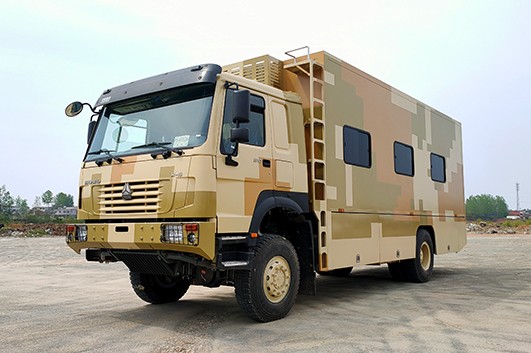 重汽四驅(qū)越野12人消防救援宿營車 重汽四驅(qū)越野12人消防救援宿營車