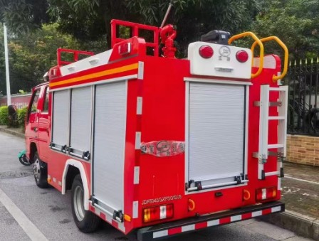 江鈴藍牌水罐消防車_江特牌JDF5043GXFSG10/J6型水罐消防車 江鈴藍牌水罐消防車_江特牌JDF5043GXFSG10/J6型水罐消防車